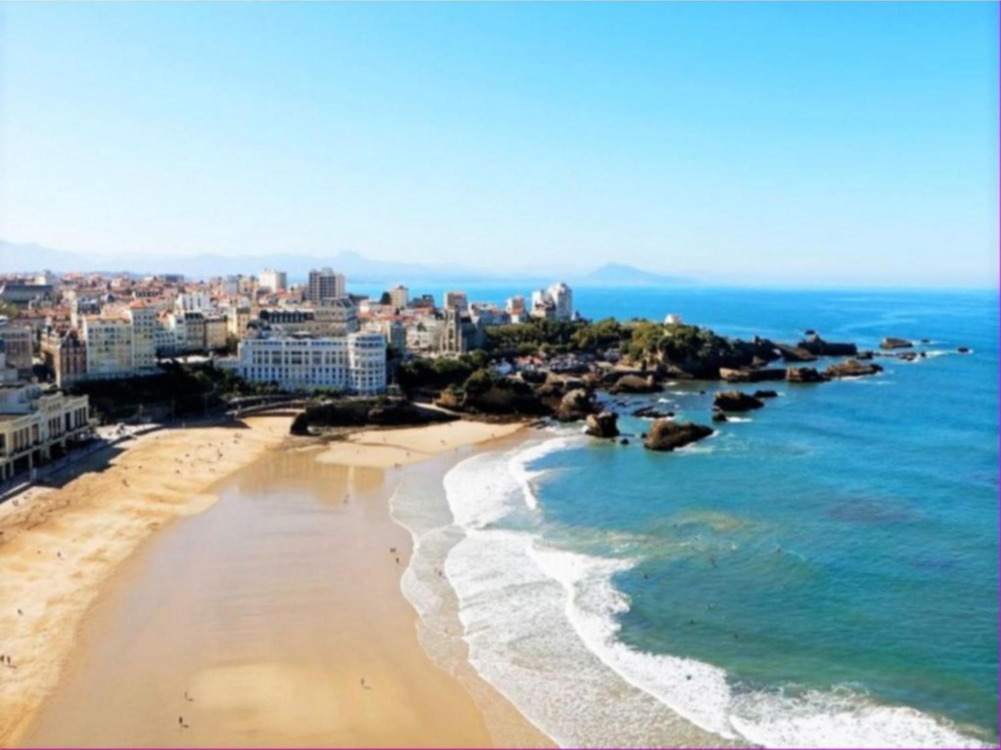 Studio Front De Mer Avec Piscine Et Balcon A Biarritz - Fr-1-3-412 ภายนอก รูปภาพ